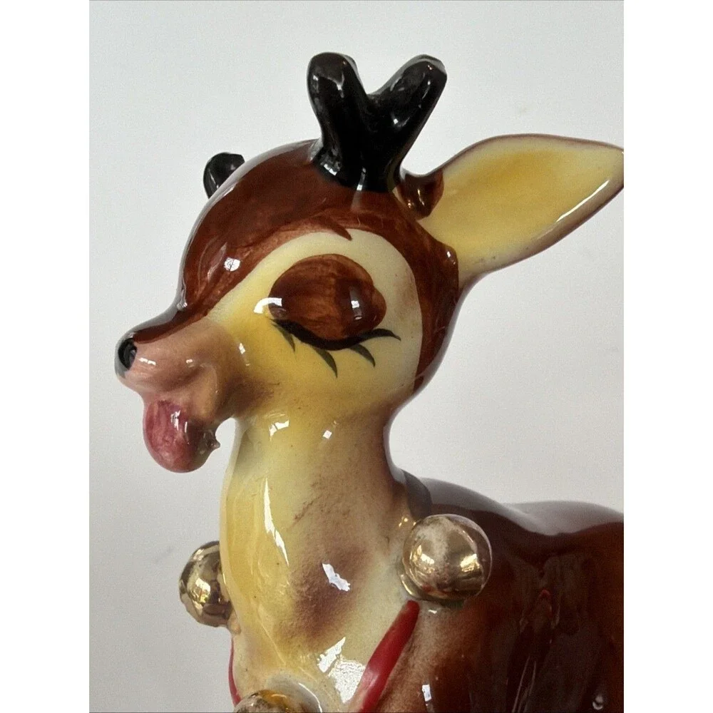 Vintage Kitschy Christmas Reindeer S/P Shaker Closed Eyes 4